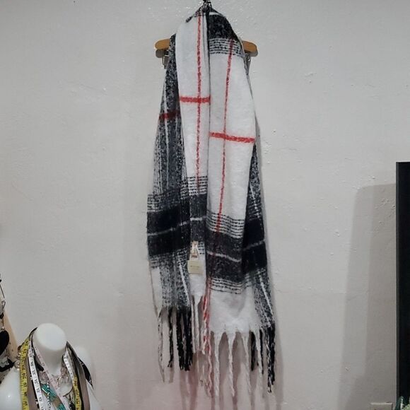 Altard State Oversized Plaid Fuzzy Scarf with Hidden Silver Sequins - Picture 1 of 9